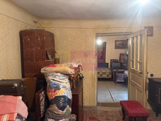 Teren cu casa demolabila din paianta Sos Alexandriei- Luk Oil.